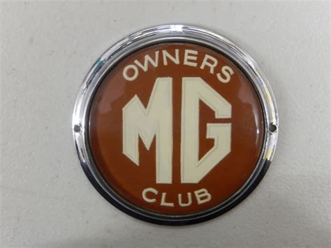Insigne Vintage Automotif Mg Owners Club Dark Red 1980 Catawiki