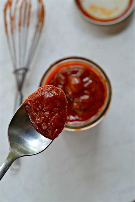 Watch giuliana make a deliciously simple and quick tomato pasta sauce. How To Make Pizza Sauce (From Tomato Paste) - 4 Hats and ...