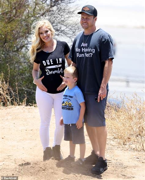 Heidi Montag Reveals She Is Due In December With Statement T Shirt