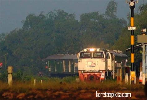 Pada bulan desember 2017, pt kai resmi menandatangani perjanjian dengan kementerian perhubungan. Tiket Kereta Api Surabaya Jogja Terbaru Semua Kelas ...