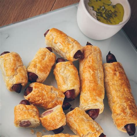 Repeat with remaining mince mixture, pastry and eggwash. Frozen uncooked Loukaniko Sausage Rolls Large - 6 - Koupes London