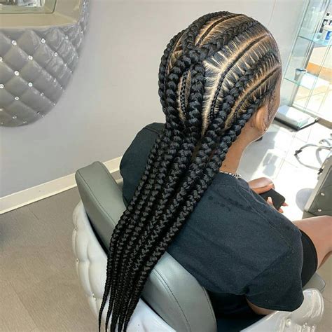This weavon hairstyle is for the nigerian women who have some parts of their hair shaven. Latest Hairstyle for Ladies in Nigeria 2020: Most trendy ...