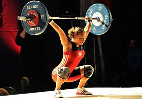 Jun 21, 2021 · hubbard competed in men's weightlifting competitions before transitioning, and she has been eligible to compete in the olympics since the ioc released its new guidelines in 2015, according to reuters. Women's Olympic Barbell Review & Shopping Guide