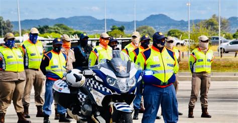 40 Traffic Officers Requested To Explain Why They Should Not Be Suspended Without Pay Sabc