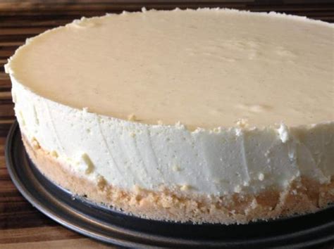 Den frischkäse mit zucker und zitronensaft anrühren. Philadelphia-Torte von Thermomix Rezeptentwicklung. Ein ...