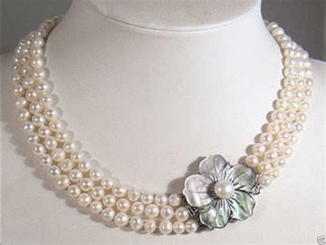 Hot Selling 3 Rows 7 8mm White Akoya Pearl Necklace Shell Clasp