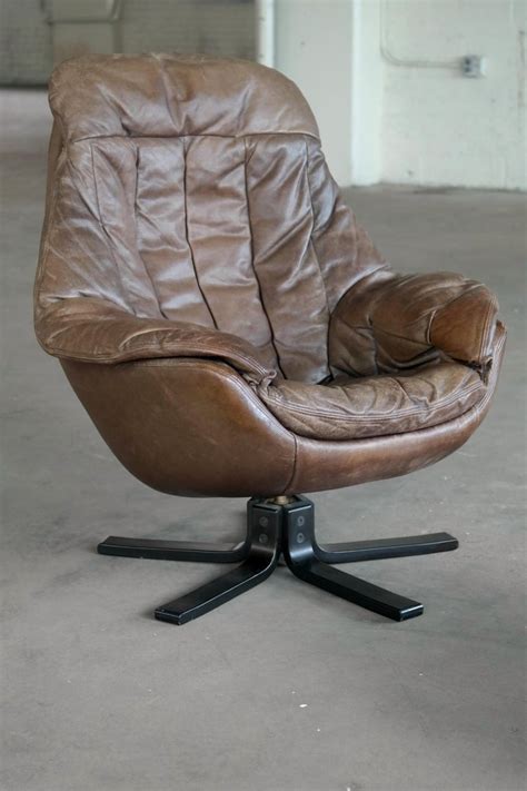 Buy the best and latest egg chair ottoman on banggood.com offer the quality egg chair ottoman on sale with worldwide free shipping. Danish Midcentury Brown Leather Egg Chair with Ottoman by ...