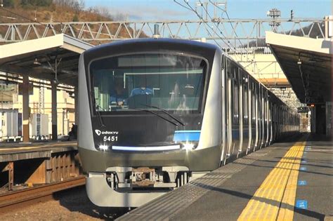 May 01, 2021 · 小田急電鉄は2021年4月28日（水）、2021年度の鉄道事業計画を発表しました。設備投資額は総額254億円。 事業計画では、サービスの向上として新型通勤車両5000形電車を4編成増備します。5000形は、2020年3月26日より営業運転を開始した車両。 レール＆KQ倶楽部 : 小田急5000形新型通勤車両日中試運転を開始