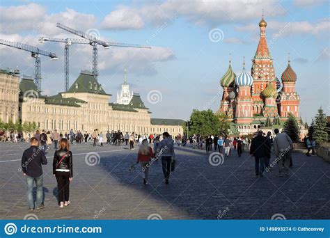 Tourists Walk On The Red Square In Moscow Editorial Stock Image Image