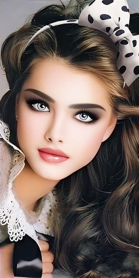 Stunning Eyes Most Beautiful Faces Beautiful Women Pictures Gorgeous
