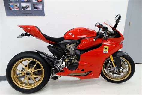 Ducati 1199 s in truly stunning condition italian exotica at its finest. 2012 Ducati 1199 S Panigale for sale