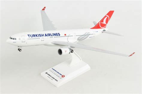 1 200 Model Airbus A330 200 Turkish Podwozie Skymarks