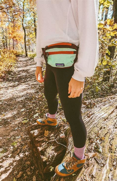 a fall hike is just what you need giveaway simply taralynn hiking outfit fall hiking