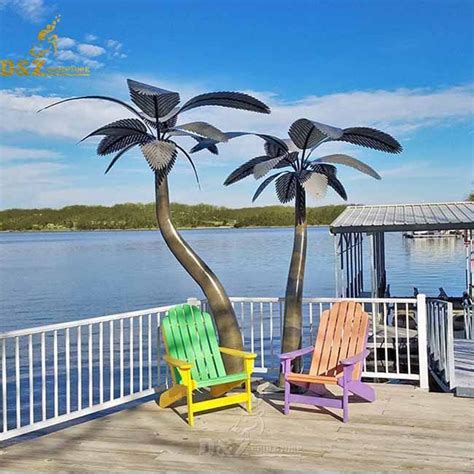 Outdoor Metal Palm Trees Sculpture For Sale