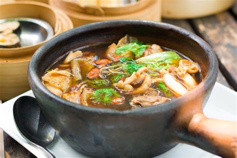 Nice restaurant for bak kut teh in bayan baru area. 7 places in Penang for midnight munchies - ExpatGo