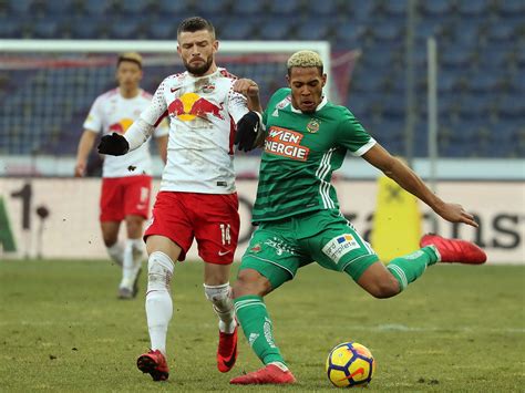 Den entscheidenden treffer erzielte für salzburg gab es trotz drückender überlegenheit kaum ein durchkommen. Heute LIVE: Rapid Wien gegen Red Bull Salzburg - Live ...