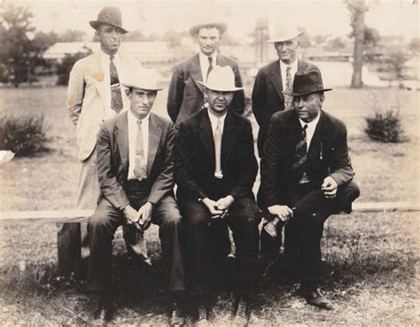 Rarely Seen Bonnie And Clyde Photos Featured In Dallas Gallery Now