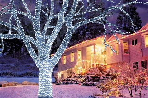 Are Exterior Christmas Lights Safe In The Rain And Snow