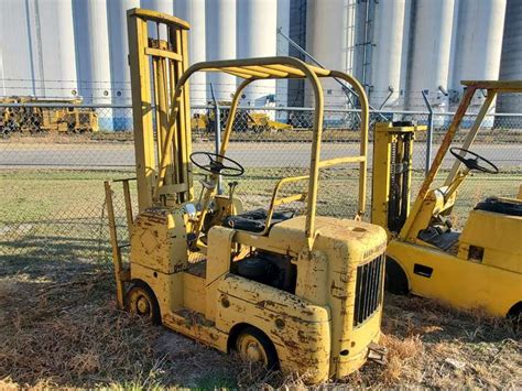 Allis Chalmers Forklift Gavel Roads Online Auctions