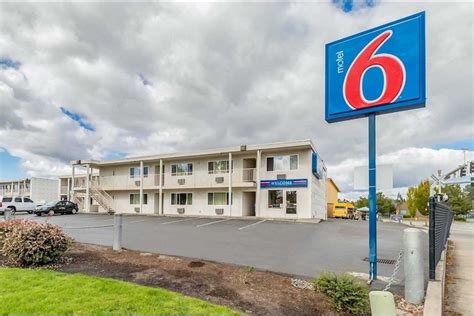 Motel 6 Ceo Retires After 33 Years At Economy Chain