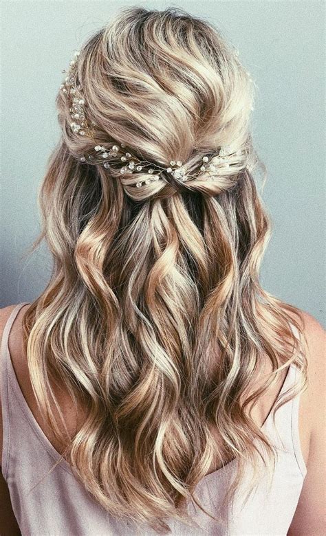 42 Half Up Wedding Hair Ideas That Will Make Guests Swoon