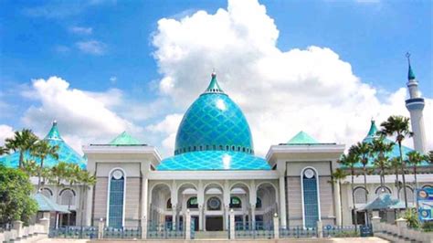 5 Masjid Terindah Di Jawa Timur Yang Wajib Di Kunjungi Pt Bks