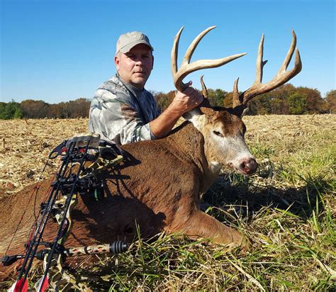 South Fork Outfitting Illinois Whitetail Deer Hunts