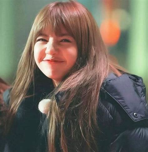 Lisa blackpink most famous popular and cute wallpaper photo and image collection by waofam. Blackpink Cute - INFO DAN TIPS