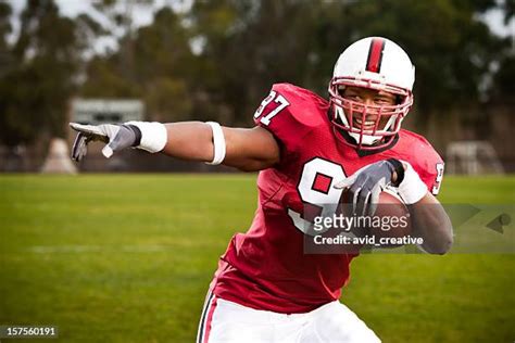 Football Touchdown Dance Photos And Premium High Res Pictures Getty