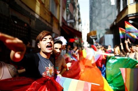 Turkey Has No Excuse To Ban Istanbul Pride March Human Rights Watch