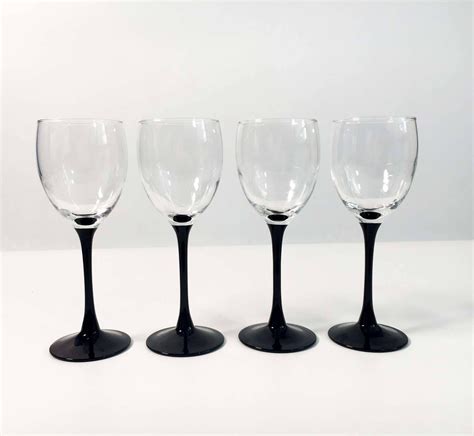Home And Living Kitchen And Dining Set Of 4 Black Stemmed Wine Glasses By Cris D Arques Luminarc
