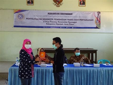 Departemen Dasar Ilmu Hukum Fh Unair Bantu Masyarakat Desa Trayang