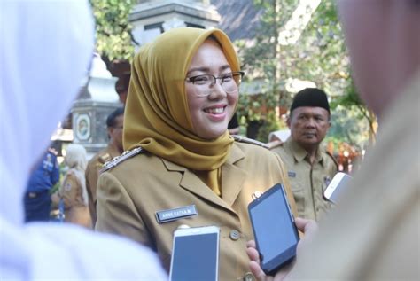 Profil Bupati Purwakarta Anne Ratna Mustika Yang Gugat Cerai Dedi Mulyadi Kurusetra