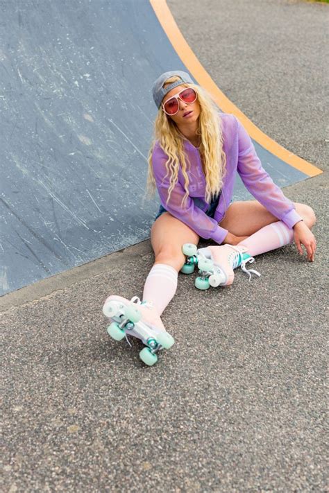 Lifestyle Photography Roller Skating Outfits Roller Girl Skating