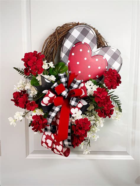 Valentine Wreath For Front Door Famhouse Heart Decor Etsy Valentine