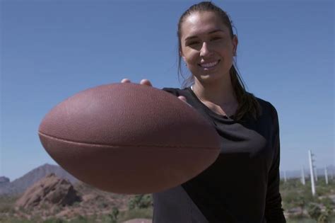 Becca Longo May Just Be The First Female Nfl Player American Football Kicker Who Became The