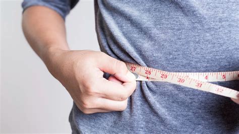 मोटापा प्रतिरक्षा प्रणाली को फिर से कॉन्फ़िगर करता है और चिकित्सा उपचार के लिए प्रतिरोध का कारण