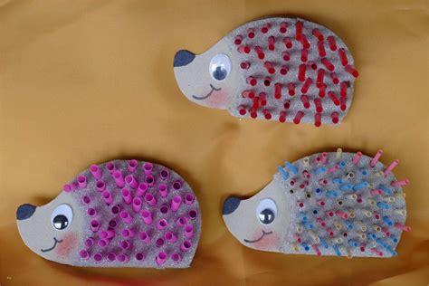 Die muster sind immer auf einen mittelpunkt ausgerichtet und meist rund oder quadratisch. Salzteig Vorlagen Kostenlos Großartig Igel Tiere Basteln ...