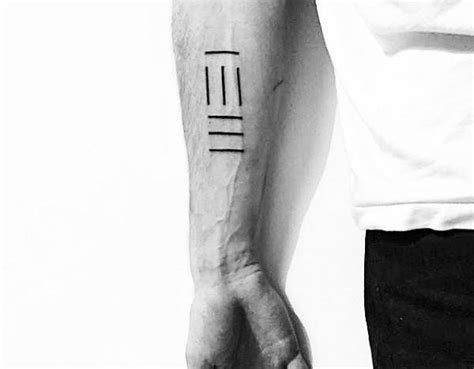 Top 63 Small Simple Tattoos For Men 2021 Inspiration Guide