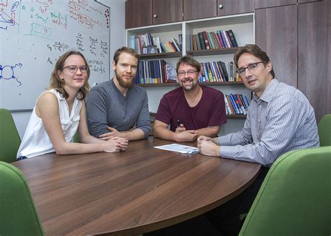 Rostocker Forschern Gelingt Durchbruch In Der Quantenphysik Institut Für Physik Universität