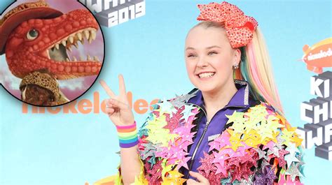 Fans Think Jojo Siwa Is The Dinosaur On The Masked Singer