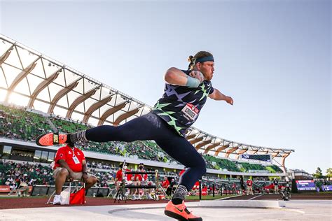usa world record crouser smashes world shot put record with 23 37m in eugene nacac athletics