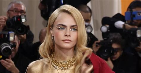 Cara Delevingne Wows As She Goes Topless In Pasties And Gold Paint At Met Gala Daily Star