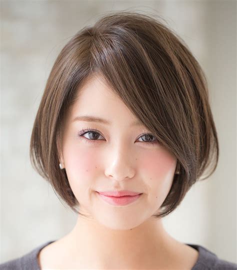 「ひし形シルエット」のショートボブなら、どこからみても ...
