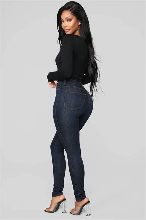 classic high waist skinny jeans dark denim fashion nova casual travel outfit jean moda