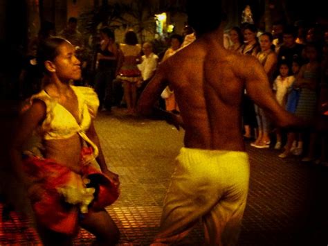 bailes típicos de colombia descubre los ritmos más conocidos en el país