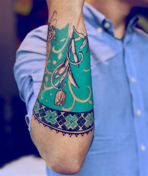 Pin By Callum Harker On Tattoo Ideas Black Ink Tattoos Green Tattoos