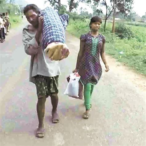 Devastating Tribal Man Carries Dead Wife On Shoulder For 10kms As