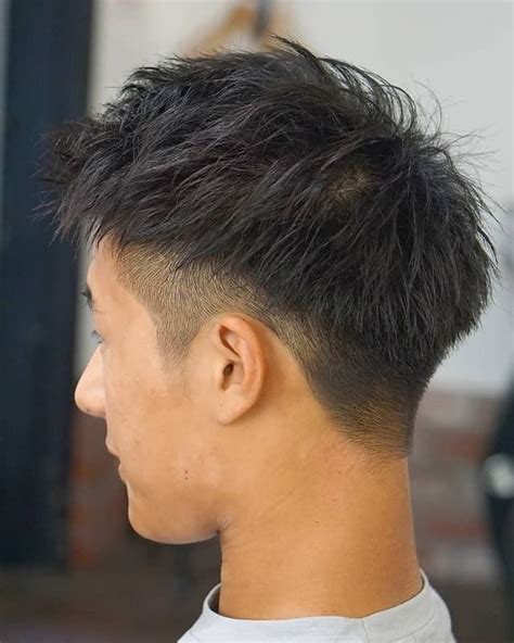 Super Cool Korean Hairstyles For Men HairstyleCamp In Korean Men Hairstyle