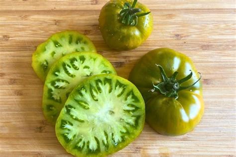 Organic Bo Mango Tomato Seeds — Green Beefsteak